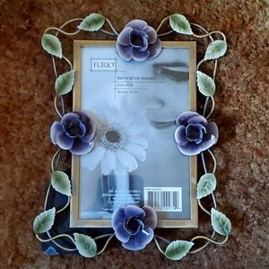 Decorative Metals Floral Frame
